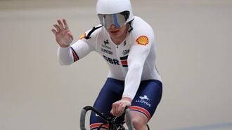 Great Britain's  #121 Matthew Richardson celebrates winning silver in the men's sprint final at the 2025 UCI Track World Championships, in the Penalolen Velodrome in Santiago, on October 26, 2025. 
Javier TORRES / AFP