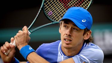 ROSMALEN - Alex de Minaur (AUS) in actie tegen Sebastian Korda (USA) tijdens de finale van het Libema Open tennis toernooi in Rosmalen. ANP SANDER KONING