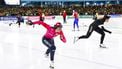 HEERENVEEN - Suzanne Schulting, Jutta Leerdam (l-r) in actie op de 500 meter tijdens de eerste dag van het Nederlandse kampioenschap sprint schaatsen in Thialf. ANP VINCENT JANNINK