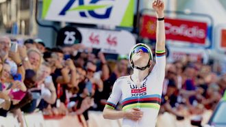 epa12058357 Slovenian cyclist Tadej Pogacar of UAE Team Emirates XRG celebrates as he is about to cross the finish line to win the Liege Bastogne Liege cycling classic race over 252km, in Liege, Belgium, 27 April 2025.  EPA/OLIVIER MATTHYS
