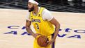 epa11187841 Los Angeles Lakers forward Anthony Davis looks to pass the ball during the second half of the NBA basketball game between the Los Angeles Lakers and the Los Angeles Clippers in Los Angeles, California, USA, 28 February 2024.  EPA/ALLISON DINNER SHUTTERSTOCK OUT