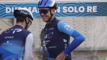 epa11200194 Chris Froome of the Israel - Premier Tech before the start 2nd stage of the 59th Tirenno-Adriatico cycling race, a race of 198km from from Camaiore to Follonica, Italy, 05 March 2024.  EPA/ROBERTO BETTINI