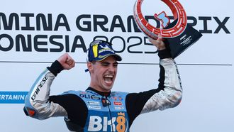 epa12431938 MotoGP Gresini Racing MotoGP rider Fermin Aldeguer of Spain celebrates after he win the race at the Motorcycling Grand Prix of Indonesia at Mandalika Circuit in Mandalika, Indonesia, 05 October 2025.  EPA/ADI WEDA