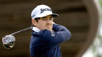 2022-05-26 13:06:27 CROMVOIRT - Darius van Driel in actie op de eerste dag van de Dutch Open. De 102e editie van het internationale golftoernooi wordt gespeeld op de golfbaan Bernardus Golf. ANP SANDER KONING