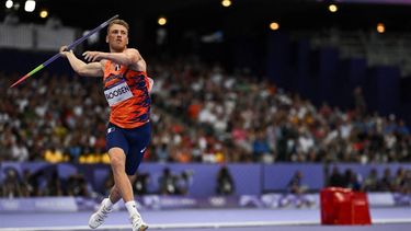 Netherlands' Sven Roosen competes in the men's decathlon javelin throw of the athletics event at the Paris 2024 Olympic Games at Stade de France in Saint-Denis, north of Paris, on August 3, 2024. 
Ben STANSALL / AFP