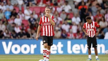 EINDHOVEN - Joey Veerman of PSV Eindhoven baalt tijdens een oefenwedstrijd tussen PSV en Villareal in het Philips Stadion op 26 juli 2026 in Eindhoven. BART STOUTJESDIJK / ANP