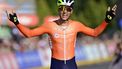 Netherlands' Huub Artz celebrates after winning the U23 men's road race at the 2024 European Championship of the European Cycling Union (UEC) in Hasselt on September 13, 2024.  
DIRK WAEM / Belga / AFP