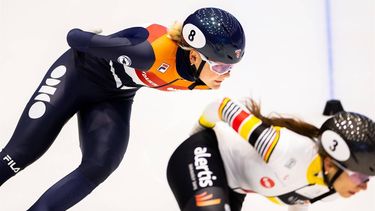 GDANSK - Xandra Velzeboer in actie tijdens de finale 1500m op de tweede dag van de EK shorttrack. ANP IRIS VAN DEN BROEK