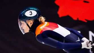 DRESDEN - Xandra Velzeboer in actie tijdens de kwartfinales 1500 meter op de eerste dag vvan de EK shorttrack. De strijd om de Europese Kampioenschappen vinden plaats in het Duitse Dresden. ANP IRIS VAN DEN BROEK