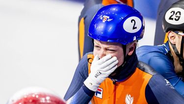 MILAAN - Xandra Velzeboer reageert na de b-finale van de mixed relay in de Milano Ice Skating Area, tijdens de Olympische Winterspelen. ROBIN VAN LONKHUIJSEN / ANP
