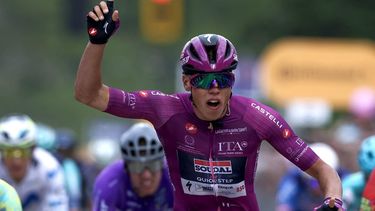 epa12945509 French cyclist Paul Magnier (C) of team Soudal Quick-Step celebrates winning the 3rd stage of the 109th edition of the Giro d'Italia cycling race over 175km from Plovdiv to Sofia, Bulgaria, 10 May 2026.  EPA/BORISLAV TROSHEV