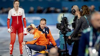 MILAAN - Marijke Groenewoud en coach Jillert Anema tijdens de 1500 meter bij het langebaanschaatsen in het Milano Speed Skating Stadium op de Olympische Winterspelen van Milaan. SEM VAN DER WAL / ANP