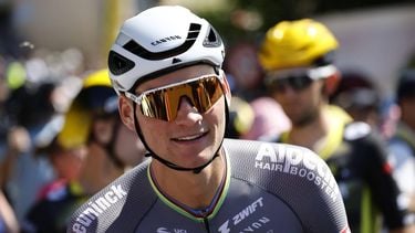 epa12228765 Dutch rider Mathieu Van Der Poel of Alpecin - Deceuninck team in action during the 6th stage of the Tour de France cycling race over 201.5km from Bayeux to Vire Normandie, France, 10 July 2025.  EPA/MARTIN DIVISEK