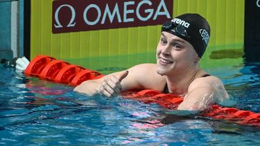epa12572986 Nina Holt of Germany reacts after finishing in third place in the Women's 100m Backstroke Final during the European Short Course Swimming Championships at the Aqua Lublin, in Lublin, 05 December 2025.  EPA/Wojtek Jargilo POLAND OUT