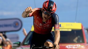 2023-07-14 17:12:18 epa10746218 Polish rider Michal Kwiatkowski of team INEOS Grenadiers celebrates winning the 13th stage of the Tour de France 2023, a 138kms race from Chatillon-Sur-Charlaronne to Grand Colombier, France, 14 July 2023.  EPA/MARTIN DIVISEK
