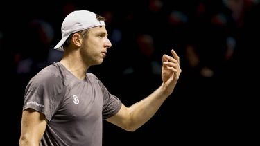 ROTTERDAM - Tallon Griekspoor in actie tegen Félix Auger-Aliassime tijdens de kwartfinale op de vijfde dag van het ABN AMRO tennistoernooi in Ahoy Rotterdam. BAS CZERWINSKI / ANP