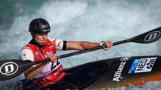 Netherlands' Martina Wegman competes during the women's kayak semi-final at the ICF Canoe Slalom World Championships at Lee Valley White Water Centre, north of London, on September 23, 2023. 
Adrian DENNIS / AFP