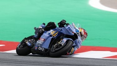 Team Gresini Racing MotoGP's Alex Marquez ridesduring the 2026 Catalunya Moto GP Grand Prix at the Catalunya racetrack in Montmelo, near Barcelona, on May 17, 2026. 
Lluis GENE / AFP