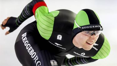HEERENVEEN - Jenning de Boo tijdens de tweede 500 meter op de eerste dag van het World Cup kwalificatietoernooi schaatsen in Thialf. ANP VINCENT JANNINK
