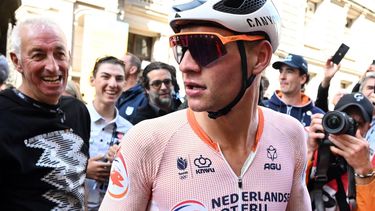 2023-08-06 17:41:56 Netherland's Mathieu van der Poel reacts after winning the men's Elite Road Race at the Cycling World Championships in Edinburgh, Scotland on August 6, 2023. men's Elite Road Race at the Cycling World Championships in Edinburgh, Scotland on August 6, 2023. Netherland's Mathieu van der Poel took first place in the race that began in Scotland's capital city, Edinburgh, and ended with a street circuit in Glasgow. Belgium's Wout van Aert came second with Slovenia's Tadej Pogacar finishing in third place.
Oli SCARFF / AFP