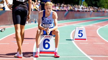 2023-07-29 15:19:02 BREDA - Niels Laros tijdens de finale 800 meter op de tweede dag van het NK atletiek op de baan van AV Sprint. ANP IRIS VAN DEN BROEK