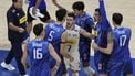 epa12412399 Players of Italy react during the final match of the FIVB Volleyball Men's World Championship between Bulgaria and Italy at the Mall of Asia Arena in Pasay City, Metro Manila, Philippines, 28 September 2025.  EPA/ROLEX DELA PENA