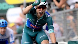 2023-07-12 17:27:26 epa10741925 Green Jersey best sprinter Belgian rider Jasper Philipsen of team Alpecin-Deceuninck wins the 11th stage of the Tour de France 2023, a 180 km race from Clermont-Ferrand to Moulins, France, 12 July 2023.  EPA/MARTIN DIVISEK