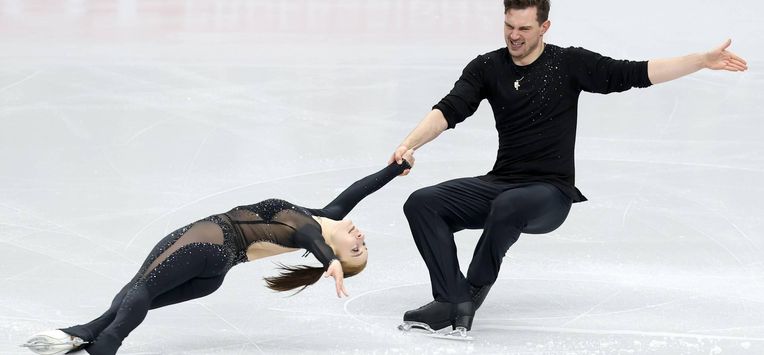 epa12649055 Michel Tsiba & Daria Danilova of the Netherlands compete in the Pairs Short Program of the ISU European Figure Skating Championships 2026 in Sheffield, Great Britain, 14 January 2026.  EPA/NEIL HALL
