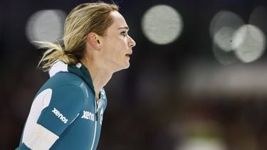 HEERENVEEN - Irene Schouten tijdens de 1500 meter tijdens de eerste dag van het NK afstanden in Thialf. ANP VINCENT JANNINK