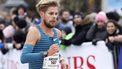 epa10347916 Jimmy Gressier, left, of France, competes at the men's elite categorie, during the 44th edition of the Escalade Race (Course de l'Esacalde), in Geneva, Switzerland, 04 December 2022.  EPA/SALVATORE DI NOLFI SWITZERLAND OUT