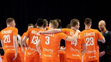 ALMERE - De Nederlandse handbalheren vieren de overwinning tijdens de EK-kwalificatiewedstrijd handbal mannen tussen Nederland en Griekenland. Het EK vindt plaats van 10 tot en met 28 januari 2024 in Duitsland. ANP IRIS VAN DEN BROEK