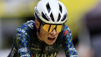 epa11476178 Danish rider Jonas Vingegaard of Team Visma Lease a Bike crosses the finish line in the second place of the 14th stage of the 2024 Tour de France cycling race over 151km from Pau to Saint-Lary-Soulan Pla d'Adet, France, 13 July 2024.  EPA/GUILLAUME HORCAJUELO