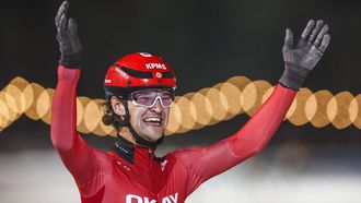 AMSTERDAM - Jeroen Janissen wint de openingswedstrijd van de Marathon Cup op de Jaap Edenbaan. ANP VINCENT JANNINK