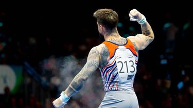 LEIPZIG - Casimir Schmidt in actie tijdens de allround finales op de EK turnen in het Duitse Leipzig. ANP IRIS VAN DEN BROEK