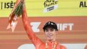 Team SD Worx - Protime's Dutch rider Demi Vollering celebrates on the podium after winning the 8th and last stage of the third edition of the Women's Tour de France cycling race, a 149.9 km between Le Grand Bornand and the Alpe d'Huez, in L'Alpe d'Huez, south-eastern France, on August 18, 2024. 
JULIEN DE ROSA / AFP