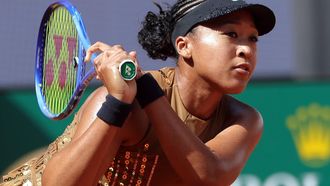 epa13003999 Naomi Osaka of Japan during her Women's 3rd round match against Iva Jovic of the United States at the French Open Grand Slam tennis tournament at Roland Garros in Paris, France, 30 May 2026.  EPA/TERESA SUAREZ