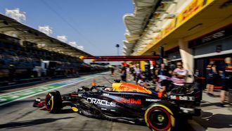 BAHREIN - Max Verstappen (Red Bull Racing) tijdens de eerste vrije training op het Bahrain International Circuit in het woestijngebied Sakhir voorafgaand aan de Grote Prijs van Bahrein. ANP REMKO DE WAAL