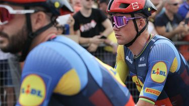 Lidl - Trek team's Danish rider Mads Pedersen awaits the start of the 3rd stage of the 111th edition of the Tour de France cycling race, 230,5 km between Piacenza and Turin, on July 1, 2024. 
Thomas SAMSON / AFP