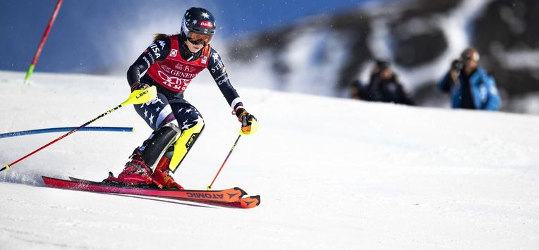 epa12821026 Mikaela Shiffrin of the USA during the first run of the Women's Slalom race at the FIS Alpine Skiing World Cup in Are, Sweden, 15 March 2026.  EPA/PONTUS LUNDAHL SWEDEN OUT SWEDEN OUT