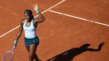 epa12957333 Coco Gauff of the USA celebrates after winning against Sorana Cirstea of Romania during their Women's Singles semi-final match at the Italian Open tennis tournament in Rome, Italy, 14 May 2026.  EPA/ALESSANDRO DI MEO