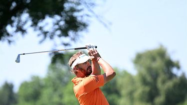 2023-06-25 15:16:08 Netherlsnds' Joost Luiten plays a shot during the final round of the BMW International Open golf tournament in Eichenried near Munich, southern Germany, on June 25, 2023. 
Christof STACHE / AFP