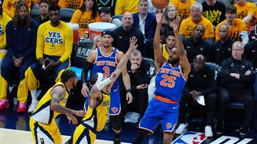 epa12136071 New York Knicks guard Mikal Bridges (R) takes a shot against Indiana Pacers guard Andrew Nembhard (2-L) during the second half of game three of the Eastern Conference finals between the Indiana Pacers and the New York Knicks at the Gainbridge Fieldhouse in Indianapolis, Indiana, USA, 25 May 2025.  EPA/BRIAN SPURLOCK SHUTTERSTOCK OUT