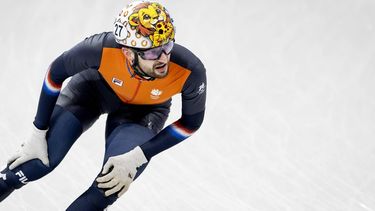 MILAAN - Itzhak de Laat tijdens de kwartfinales 1.500 meter bij het shorttrack schaatsen in de Milano Ice Skating Arena op de Olympische Winterspelen van Milaan. ROBIN VAN LONKHUIJSEN / ANP