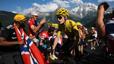 2023-07-16 18:18:24 Jumbo-Visma's Danish rider Jonas Vingegaard wearing the overall leader's yellow jersey cycles in the final ascent of Saint-Gervais-les-Bains in the last kilometers of the 15th stage of the 110th edition of the Tour de France cycling race, 179 km between Les Gets Les Portes du Soleil and Saint-Gervais Mont-Blanc, in the French Alps, on July 16, 2023. 
Marco BERTORELLO / AFP