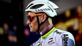 Dutch Mathieu van der Poel of Alpecin-Deceuninck is photographed at the start of the 'E3 Classic' one day cycling race, in Harelbeke, on March 22, 2024. 
JASPER JACOBS / Belga / AFP