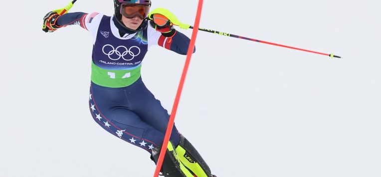 epa12723793 Mikaela Shiffrin of USA in action during the Slalom of the Women's Team Combined of the Alpine Skiing competitions at the Milano Cortina 2026 Winter Olympic Games, Tofane ski centre in Cortina d'Ampezzo, Italy, 10 February 2026.  EPA/ANDREA SOLERO