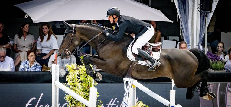 ROTTERDAM - Michael Greeve in actie tijdens de grote prijs op Denver tijdens CHIO Rotterdam. Het hippische evenement vindt voor de 75ste keer plaats in het Kralingse Bos in Rotterdam. ANP ROBIN UTRECHT