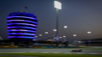 BAHREIN - Isack Hadjar (Red Bull Racing) in actie tijdens de derde testdag op het Bahrain International Circuit voorafgaand aan de start van het Formule 1-seizoen. SANDER KONING / ANP