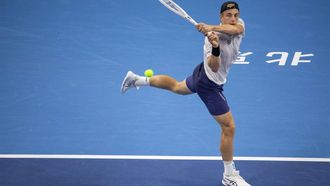 epa11632140 Tallon Griekspoor of Netherlands in action during his Men's Singles second round match against Carlos Alcaraz of Spain in the China Open tennis tournament in Beijing, China, 29 September 2024.  EPA/JESSICA LEE