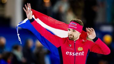 HEERENVEEN - Chris Huizinga reageert na het winnen van de 5000 meter voor mannen tijdens de eerste dag van het NK afstanden in Thialf. Voor de Nederlandse rijders en rijdsters is dit toernooi een belangrijke tussenstop onderweg naar het WK afstanden in Hamar. ANP SEM VAN DER WAL